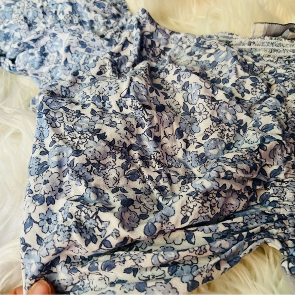 HollisterCo. 2 Piece Set - Picture 4 of 4